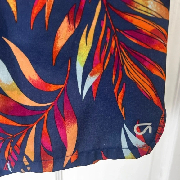 Gap fit size medium 3 inch running shorts in excellent conditionβ - Picture 5 of 5